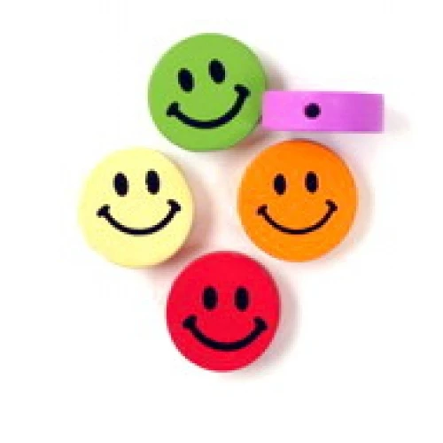 Фигурки дървени усмивки