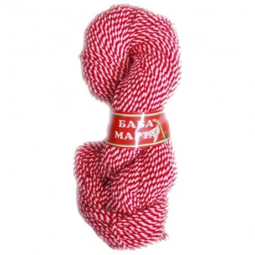 Пресукано бяло и червено пресукана прежда 