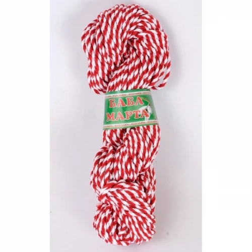 Пресукано бяло и червено пресукана прежда 