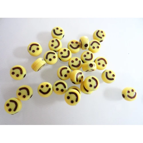 Мъниста - 500 грама пластмасови усмивки