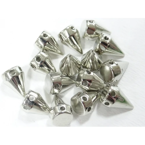 Със ССВ покритие метализирани шипове