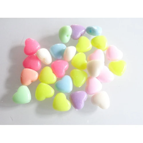 Мъниста - 500 грама пластмасови сърца
