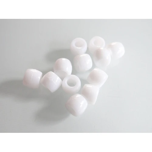 Едноцветни пластмасови мъниста