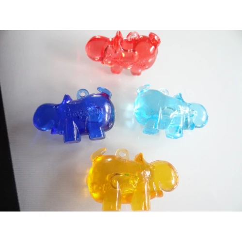 Висулки пластмасови хипопотами