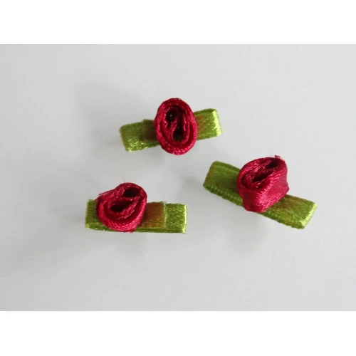 Цветя от текстил розичка с листенце