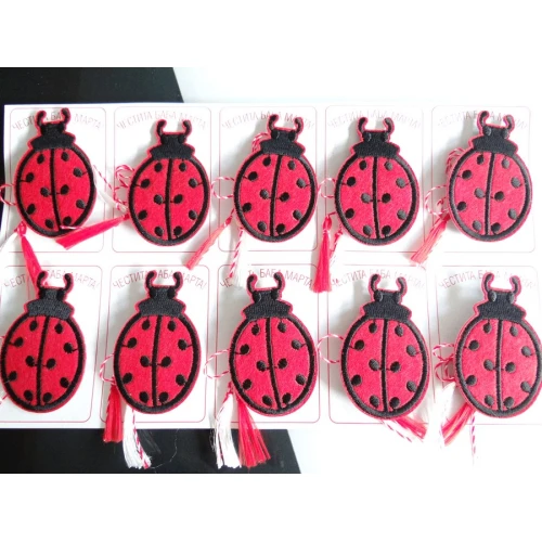 Мартеници-детски текстилни светещи детски мартенички