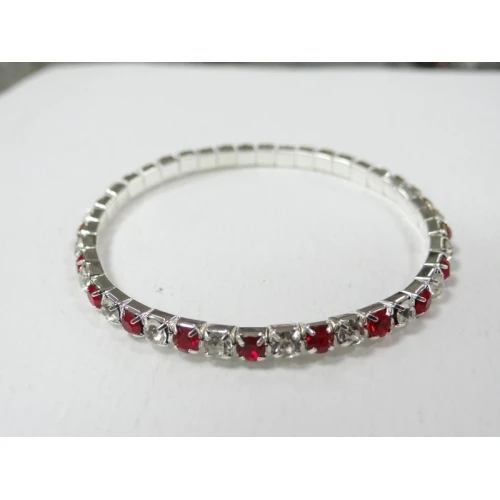 Гривни - ластични мартенички - ластични