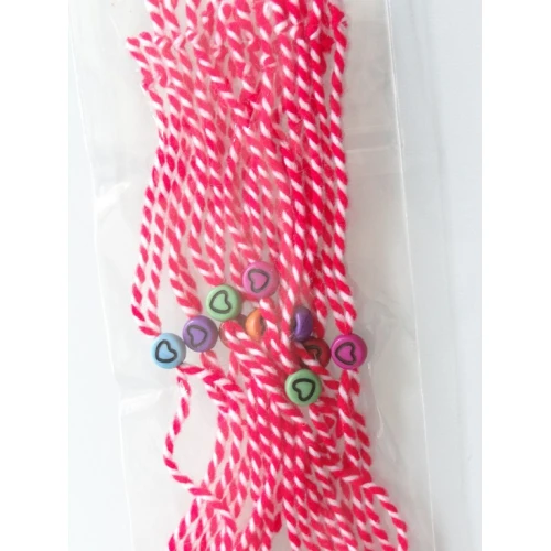 Гривни - 10 броя мартенички - 10 броя