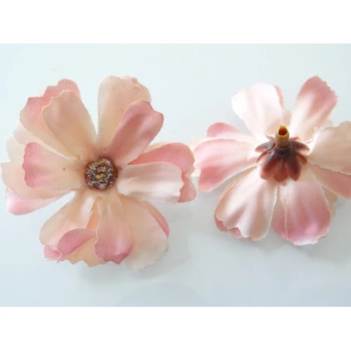 Цветя с основа за монтаж текстилни цветя