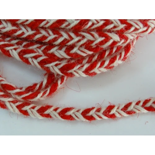 Плоски шнур - плитка