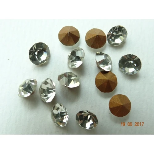 От бирен картон коледни играчки от бирен картон