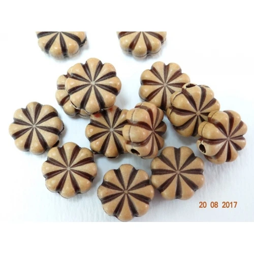 Антик пластмасови мъниста - Антик