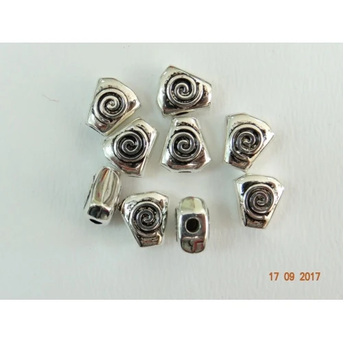 Със ССВ покритие метализирани мъниста