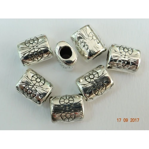 Със ССВ покритие метализирани мъниста