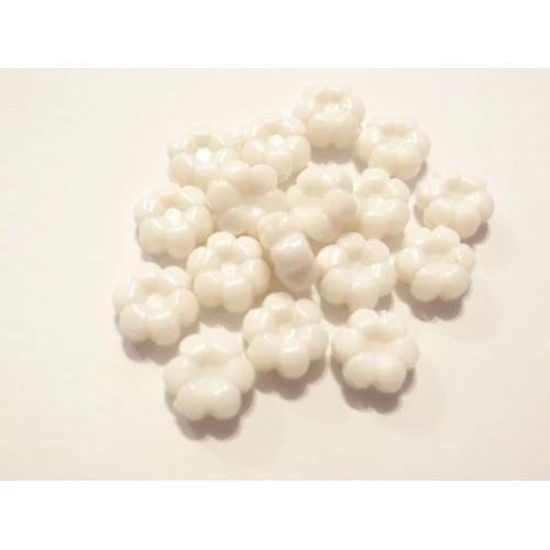 Цветя пластмасови цветенца