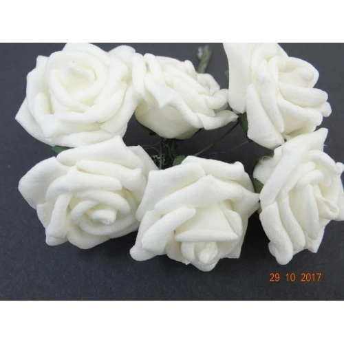 Цветя от фоам гумирани розички