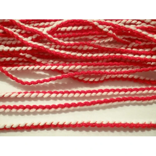 Плоски плосък шнур