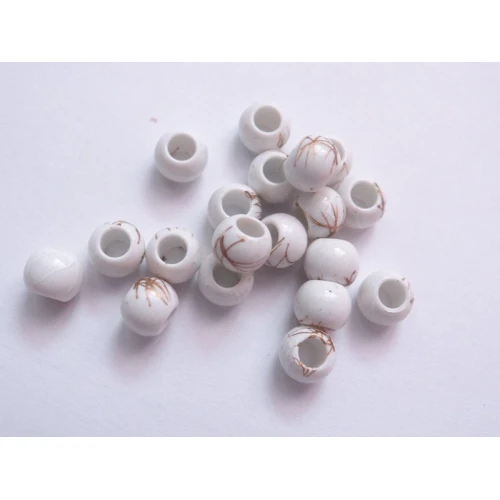 Сребриста и златиста нишка пластмасови мъниста