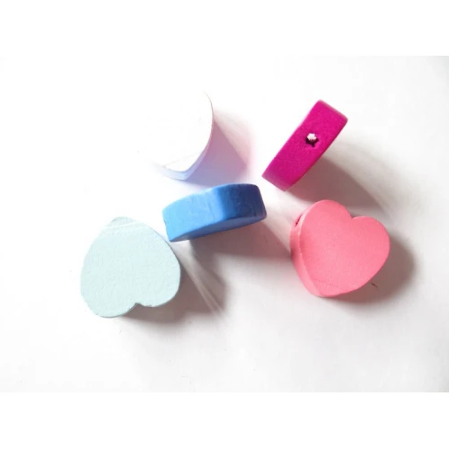 Фигурки дървени сърца