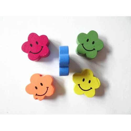 Дървени дървени цветчета