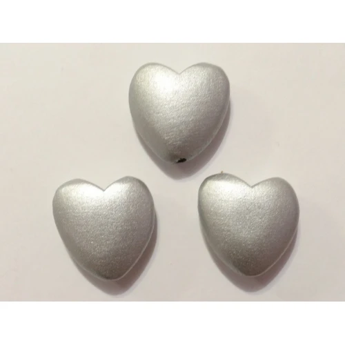 Фигурки дървени сърца