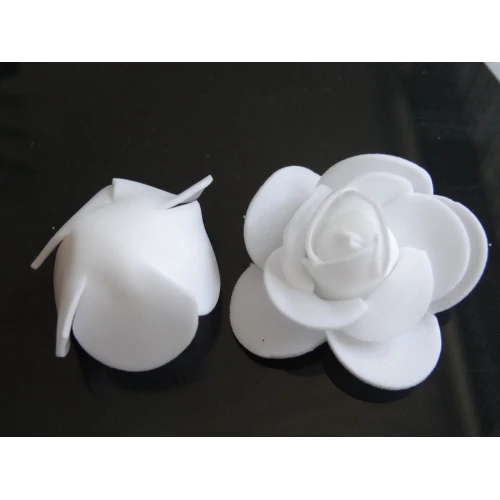 Цветя от фоам гумирани розички