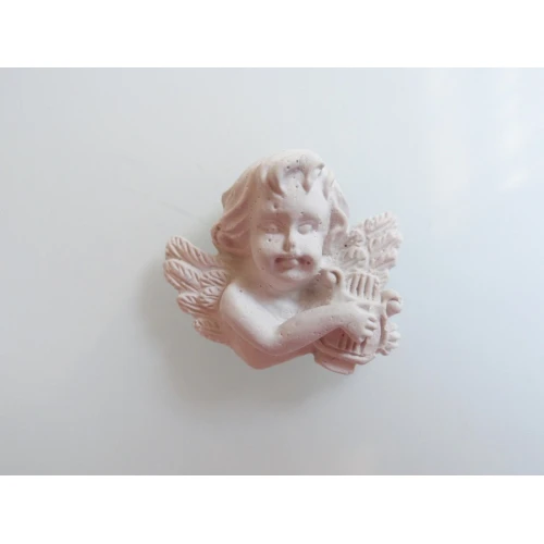 Отливки и молдове ангелче от керамична пудра