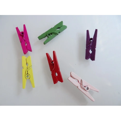 Други дървени щипки