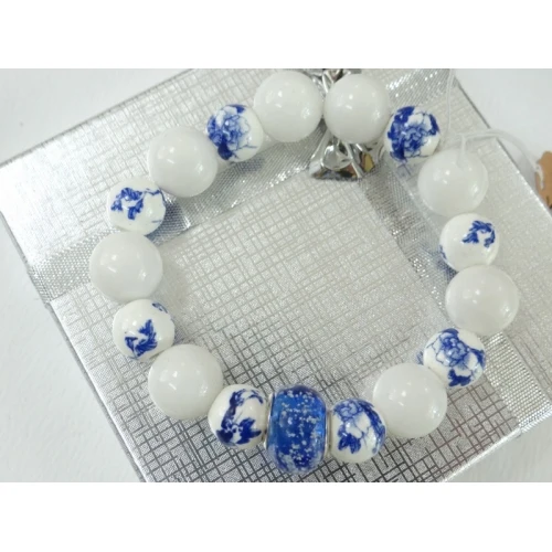 Гривни дамска гривна - полускъпоценни камъни