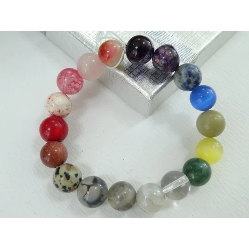 Гривни дамска гривна - полускъпоценни камъни