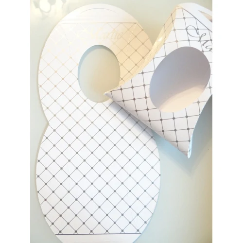 Други кутийка от картон