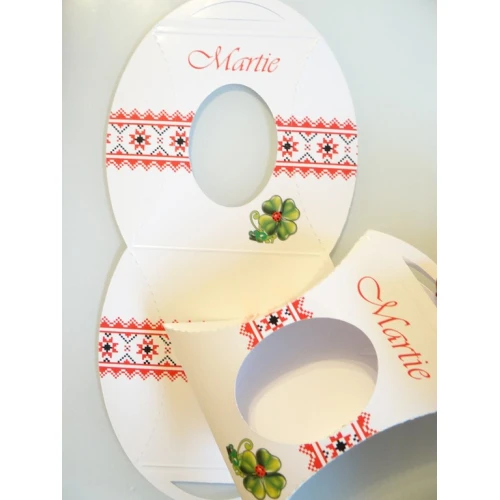 Други кутийка от картон