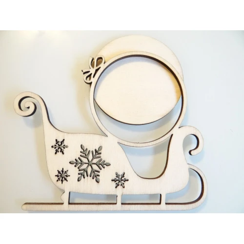 Коледни дървена шейна