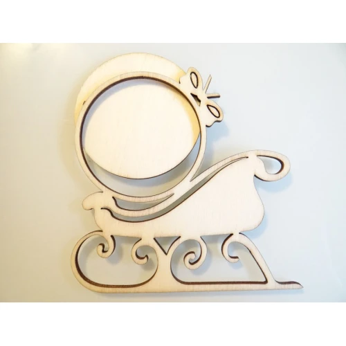 Коледни дървена шейна