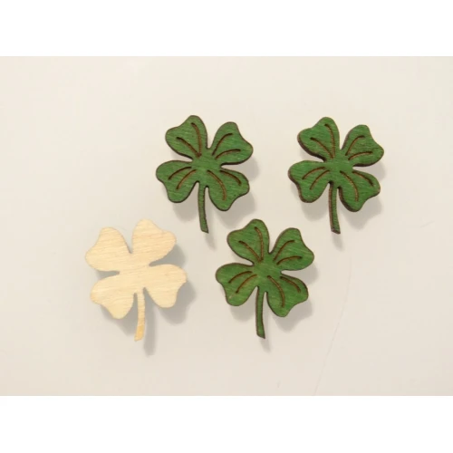 Цветни фигурки дървени детелинки