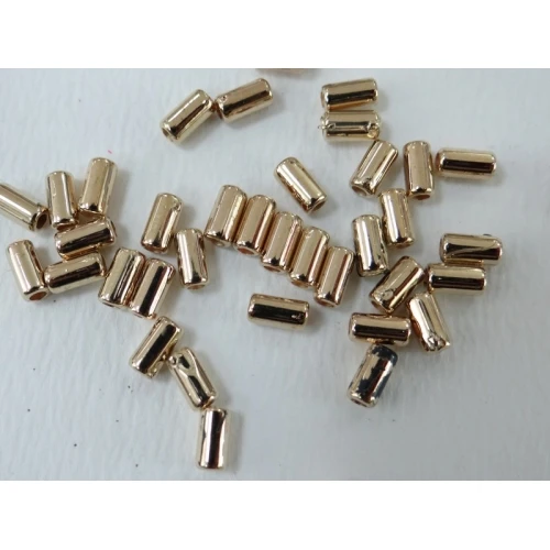 Със ССВ покритие метализирани мъниста