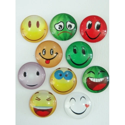 Кабошони стъклен кабошон