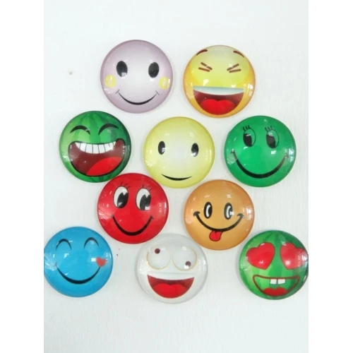 Кабошони стъклен кабошон