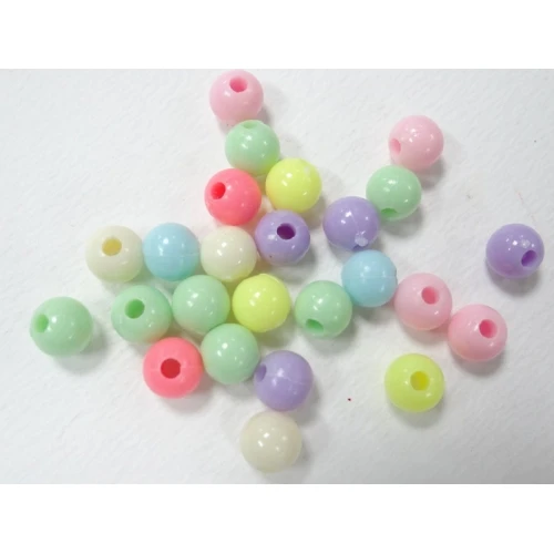 Многоцветни пластмасови топчета